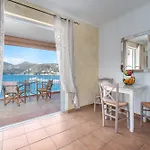 Niovi Seaview Agio Apóstoloi