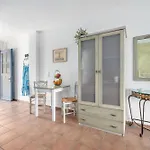 Niovi Seaview Apartment Agio Apóstoloi