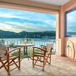 Niovi Seaview Apartment