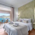 Niovi Seaview *