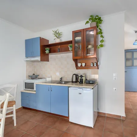 شقة Niovi Seaview