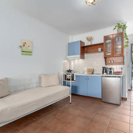 Niovi Seaview شقة *