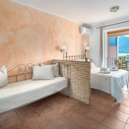 Niovi Seaview Agio Apóstoloi