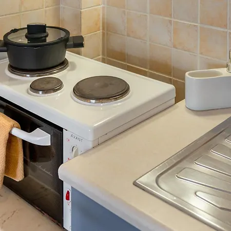 Niovi Seaview Apartment