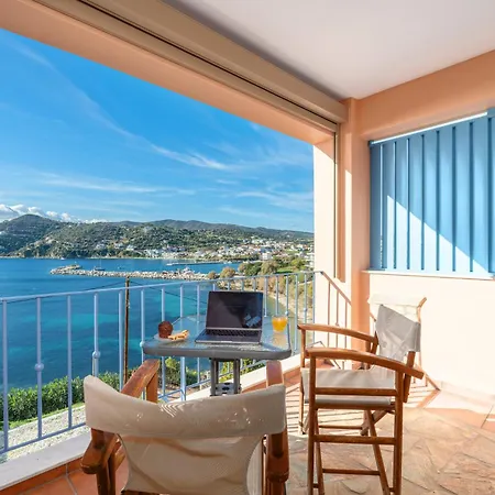 Niovi Seaview Apartment