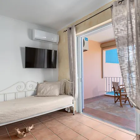 Niovi Seaview Apartment Agio Apóstoloi